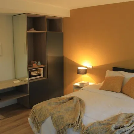 Novabila בית הארחה וילה ריאל