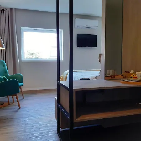 Novabila בית הארחה וילה ריאל